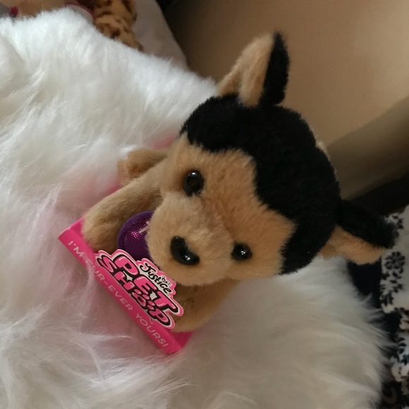 Toy - Picture 2 of 2